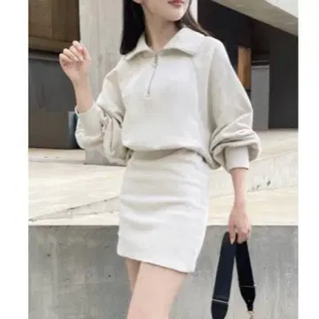 chico 하프 지퍼 맨투맨 미니 원피스