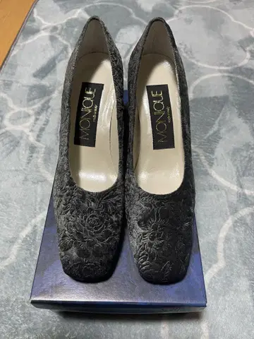 [ 새상품급 ] Monique Lhuillier 모니크 루리에 하이힐