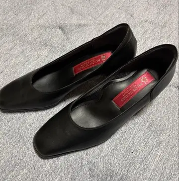 SALON DE CRES 블랙 펌프스