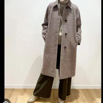 유니클로 JW 앤더슨 스텐카라 코트