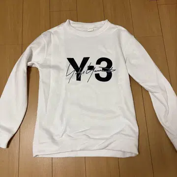 Y-3 화이트 맨투맨 L 사이즈