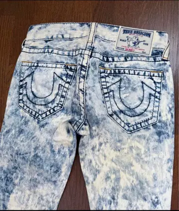 TRUE RELIGION 블리치 wash 스키니 청바지