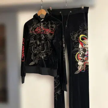 레어 에드하디 벨로아 셋업 큐빅 Y2K XL