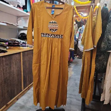 indian kuti tops 머스타드 컬러 자수 롱 원피스 (L
