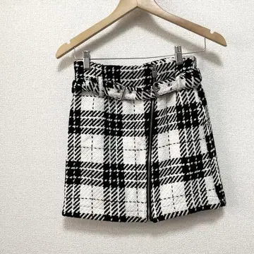 새상품급 자라 ZARA 스커트 사다리꼴 미니 집업 벨트 체크