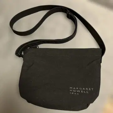 MARGARET HOWELL idea 켈프 숄더백(B) 블랙