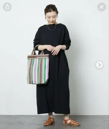 프릭스스토어 [WEB 한정판] 바스크 T셔츠 원피스 블랙