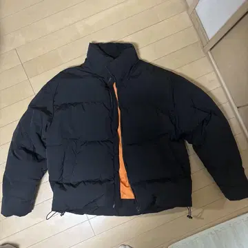 L 사이즈 블랙 오렌지 다운 자켓