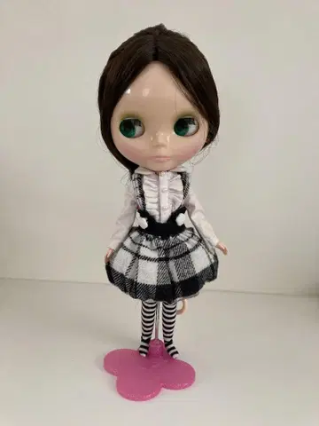 [ 새상품급 ] 브라이스 인형 본체 체크 무늬