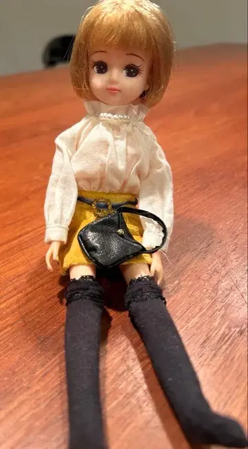 리카짱 본체 캐슬 밥 헤어