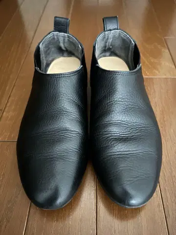 블랙 가죽 슬립온