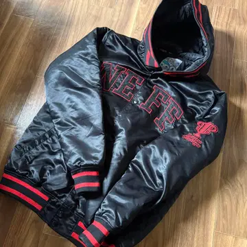 NEFF 후드 부착 바시티 자켓 S 사이즈 블랙/레드