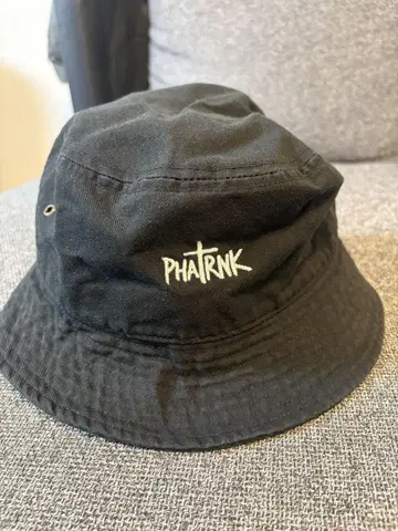 PHATRNK 블랙 버킷햇