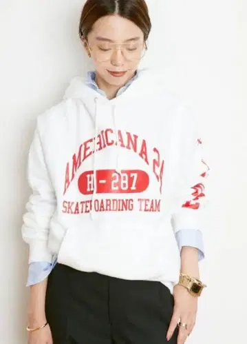 AMERICANA 후드티 화이트