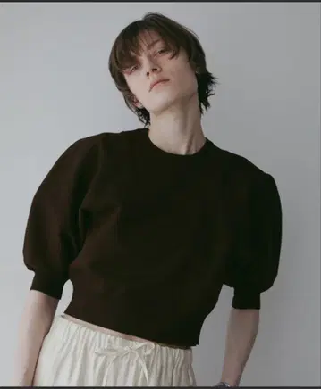 CIRCLE SLEEVE KNIT TOPS