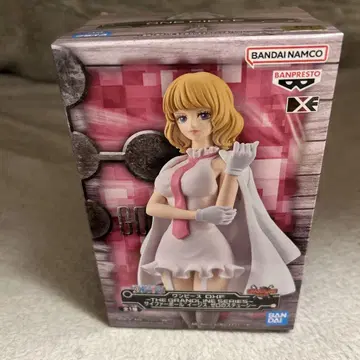 ONE PIECE 캐럿 피규어