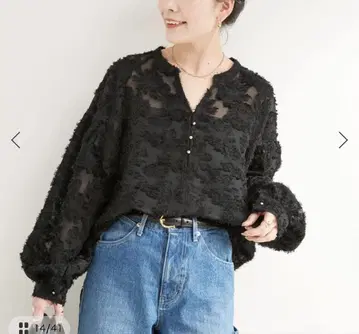 베이직 재고 퍼프 자카드 블라우스 블랙
