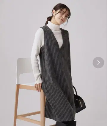 울 소재 V넥 니트 원피스 작은 키에도