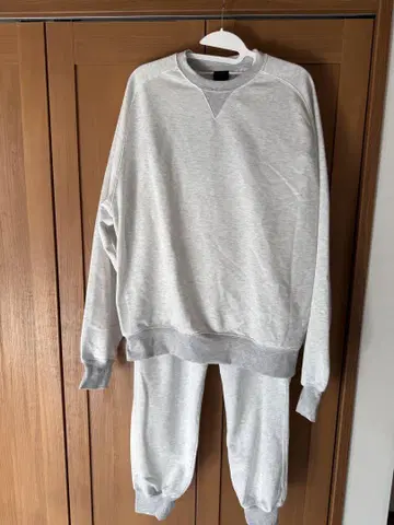 다이와 피어 39 상의 XL 하의 L 사이즈 셋업