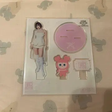 twice this is for 서울 콘 모모 아크릴 스탠드