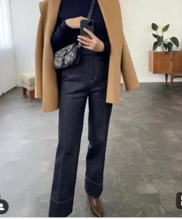OHGA 다크 데님 슬림핏 팬츠