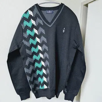 블랙 V넥 스웨터 Munsingwear