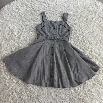 evelyn(에블린) 체크 무늬 슬리브리스 미니 원피스