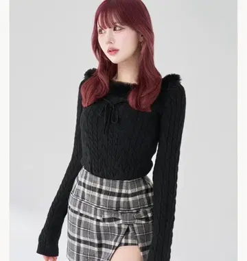 다리치 넥 퍼 케이블 니트탑 BLK 블랙