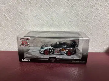 KJ Miniatures LBWK Nissan GT-R R35