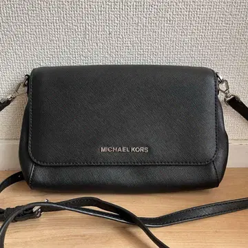 컨디션 최상 MICHEALKORS 숄더백 블랙 가죽