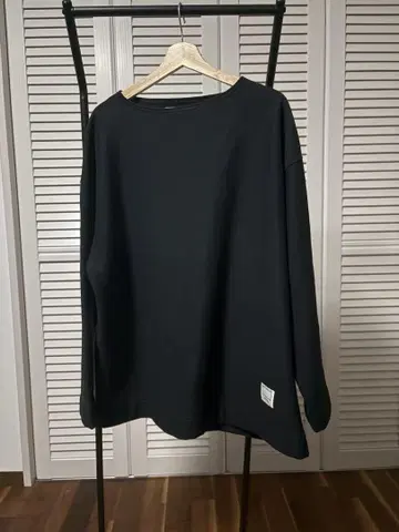 Nutmeg Mills 블랙 트레이닝복 L