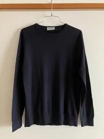JOHN SMEDLEY 존스메들리 네이비 크루넥 스웨터 M