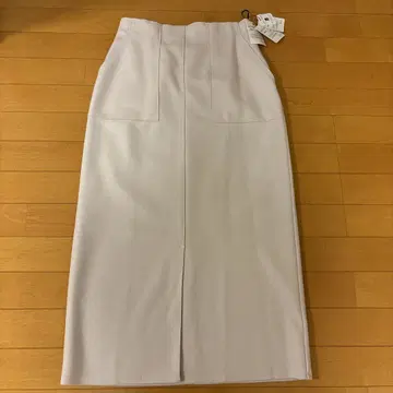 새상품 OPAQUE 아이보리 타이트 스커트 슬릿 포함 38 M