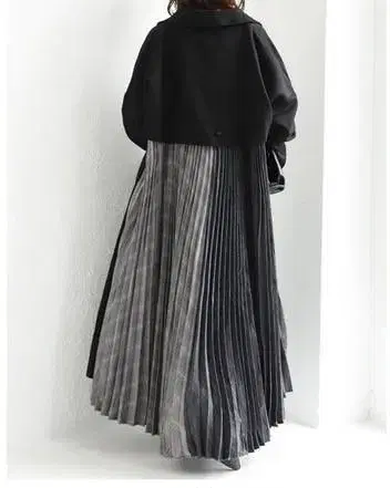안티카 백 플리츠 롱 코트 블랙 택 포함 새상품