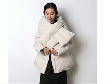 [ 고품질 ] meri 퍼 패딩 숏 기장 코트 써모라이트 다운