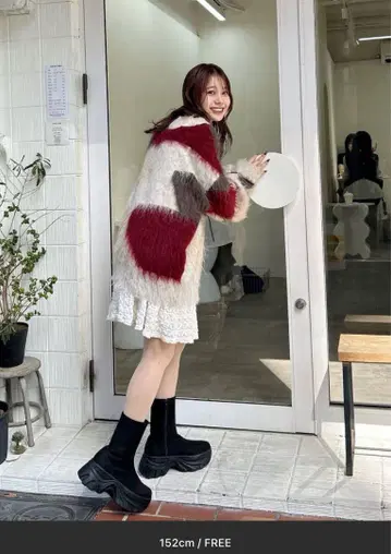 Kastane 후쿠레 자카드 미니 원피스 블랙