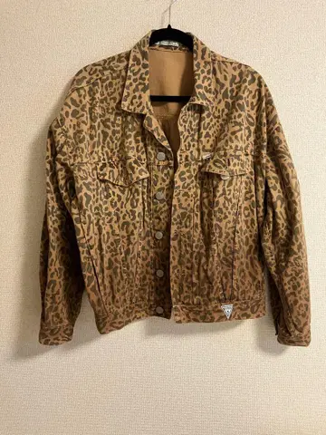 GUESS 레오파드 무늬 데님 자켓