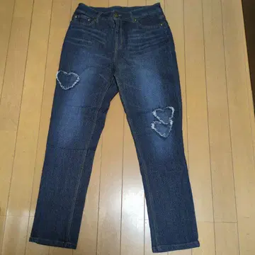 하트 모양 데미지 다크 블루 데님 팬츠 앤러브 스키니 데님 팬츠