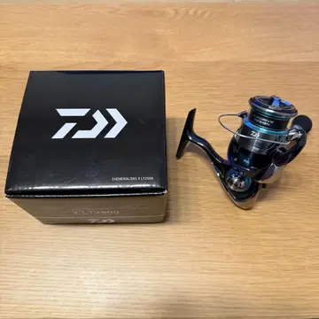 [ 미사용품 ] 다이와 24 에메랄다스 X LT 2500