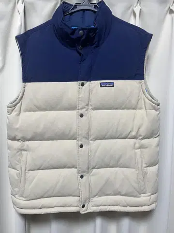 Patagonia 다운 베스트 네이비/베이지