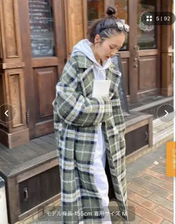 언그리드 슬라이버 체스터 롱 코트 새상품급 체크 무늬 루즈핏 경량