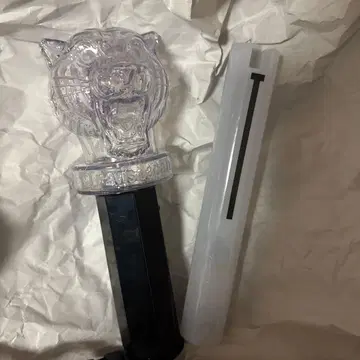 TravisJapan 응원봉 2종류