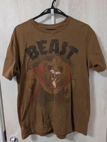 Disney Store 미녀와 야수 BEAST T셔츠 M 사이즈 브라운
