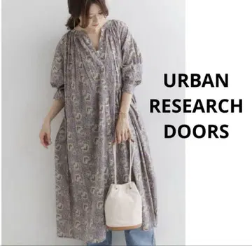 URBAN RESEARCH DOORS 아라베스크 개더 원피스