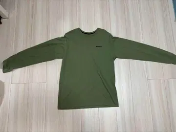 patagonia 올리브색 M 사이즈 긴팔 셔츠