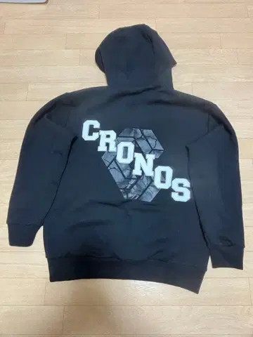 CRONOS 블랙 후드 부착 후드티