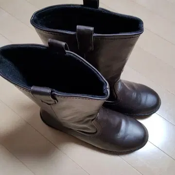 North Date 노스데이트 금속 스파이크 포함 윈터 부츠 25cm