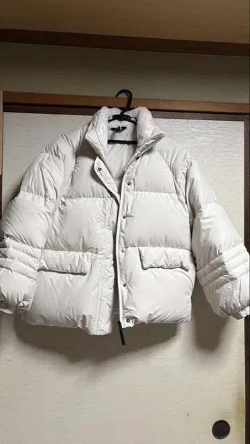 adidas 화이트 다운 자켓