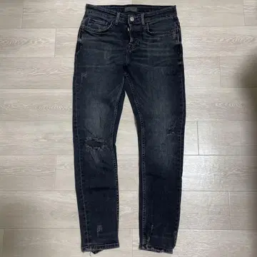ZARA 데미지 가공 스키니 데님 다크 그레이