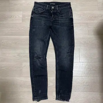 ZARA 데미지 가공 스키니 데님 다크 그레이